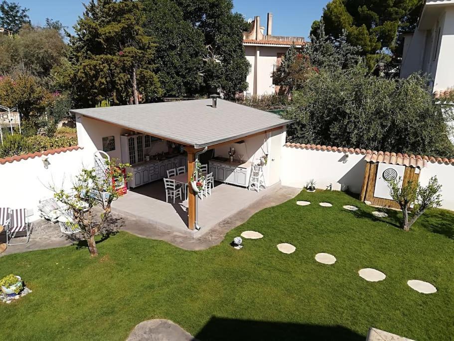 Villa Eco-Chic Карини Екстериор снимка
