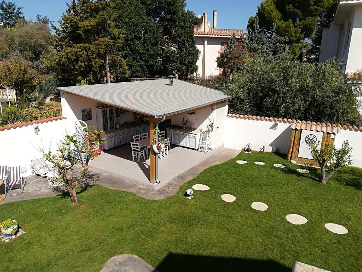 Villa Eco-Chic Карини Екстериор снимка